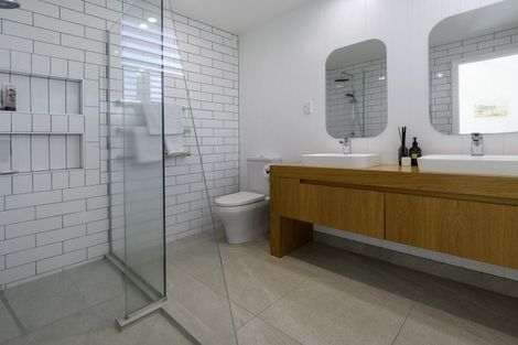 Photo of property in 60r Carmichael Road, Bethlehem, Tauranga, 3110