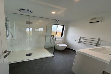 Photo of property in 18 Lorenzos Lane, Halswell, Christchurch, 8025