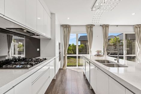 Photo of property in 57 Pohutukawa Parade, Riverhead, 0820