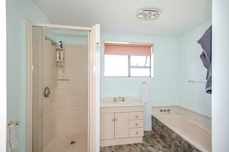 Photo of property in 30 Teviot Street, Oamaru North, Oamaru, 9400