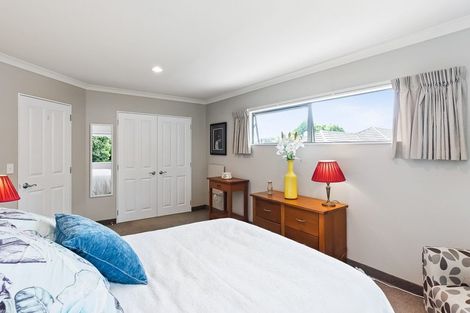 Photo of property in 3 Koromiko Glen, Waikanae, 5036