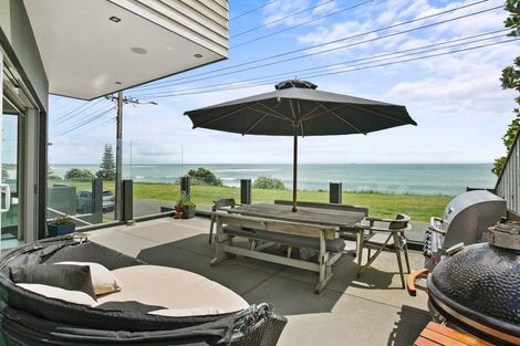 Photo of property in 15 Tiromoana Crescent, Bell Block, New Plymouth, 4312