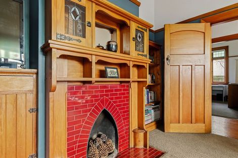 Photo of property in 28 Corson Avenue, Beckenham, Christchurch, 8023