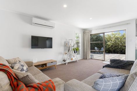 Photo of property in 22a Kirrie Avenue, Te Atatu South, Auckland, 0610
