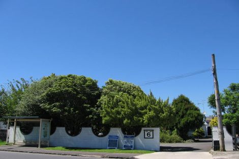 Photo of property in 1/6 Shakespeare Road, Milford, Auckland, 0620