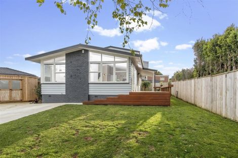 Photo of property in 3 Crompton Road, Massey, Auckland, 0614