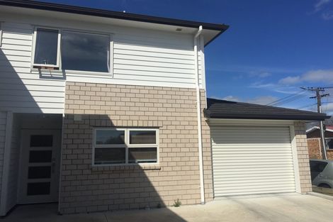 Photo of property in 1u5 June Place, Hamilton East, Hamilton, 3216