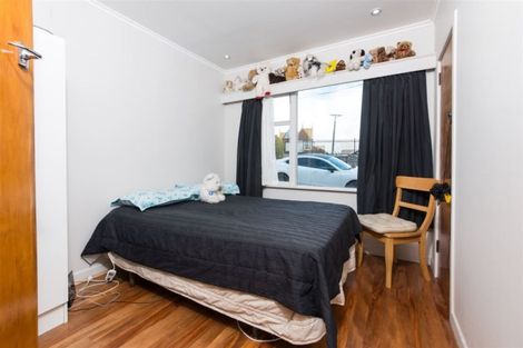 Photo of property in 52 Pleasant Road, Glen Eden, Auckland, 0602