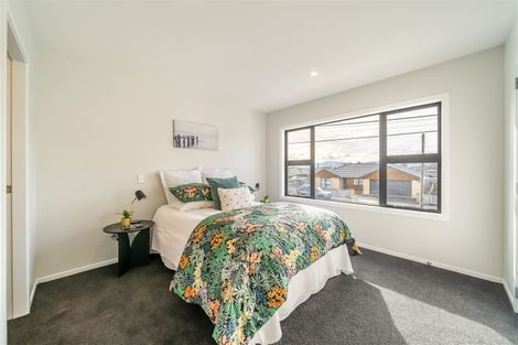 Photo of property in 25a King Street, Ebdentown, Upper Hutt, 5018