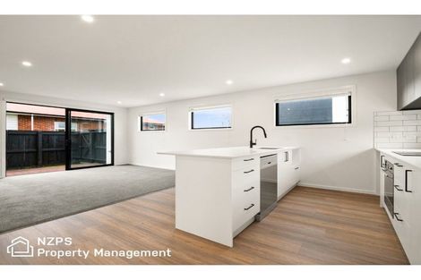 Photo of property in 67f Royal Crescent, Saint Kilda, Dunedin, 9012