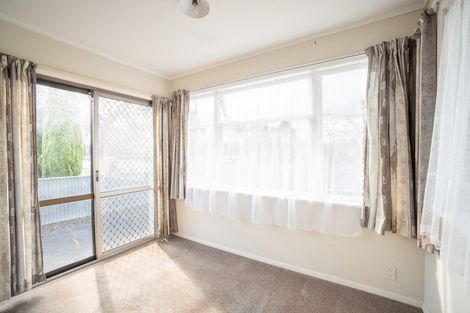 Photo of property in 15 Kiwi Court, Roslyn, Palmerston North, 4414
