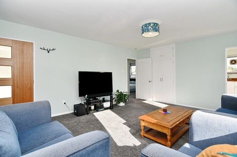 Photo of property in 90 Springs Road, Hornby, Christchurch, 8042