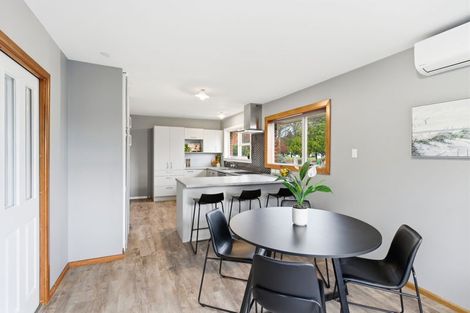 Photo of property in 50 Staveley Street, Avonhead, Christchurch, 8042