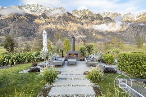 Photo of property in 3 Rabbiters Crescent, Jacks Point, Queenstown, 9371