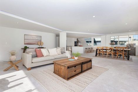 Photo of property in 28 The Mall, Mount Maunganui, 3116