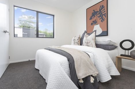 Photo of property in 24 Selo Street, Glen Eden, Auckland, 0602