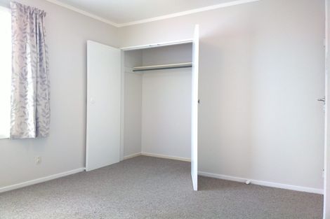 Photo of property in 1/43 Edgecombe Street, Newlands, Wellington, 6037