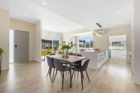 Photo of property in 18 Raymond Grace Avenue, Huapai, Kumeu, 0810