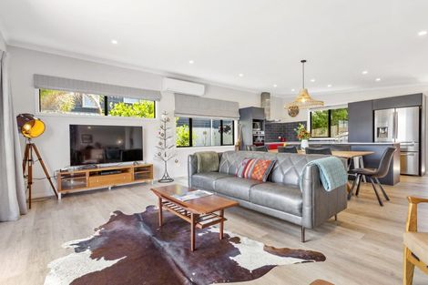 Photo of property in 14 Robertson Street, Raglan, 3225