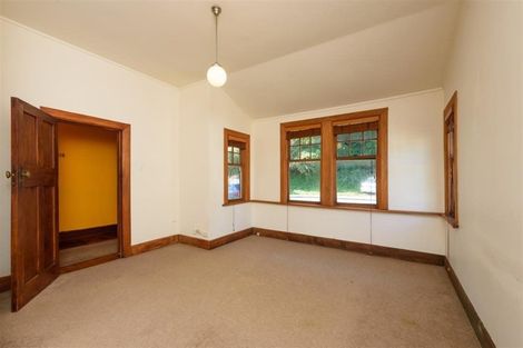 Photo of property in 146 Russell Terrace, Berhampore, Wellington, 6023