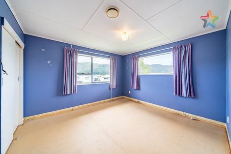 Photo of property in 6 Kendal Grove, Wainuiomata, Lower Hutt, 5014