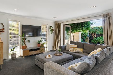 Photo of property in 75a Inwoods Road, Parklands, Christchurch, 8083