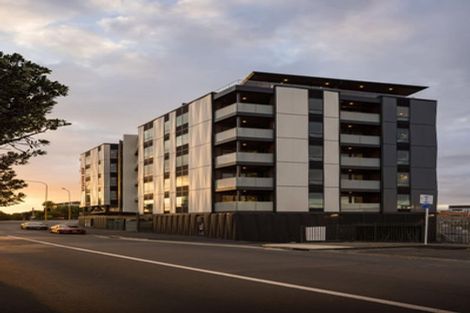 Photo of property in 6d William Roberts Road, Pakuranga, Auckland, 2010