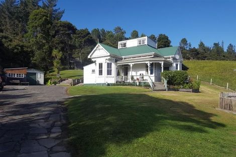 Photo of property in 24 Mudgeways Road, Massey, Auckland, 0614