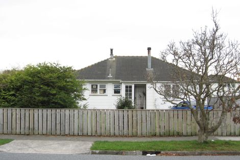 Photo of property in 21 Hewer Crescent, Naenae, Lower Hutt, 5011