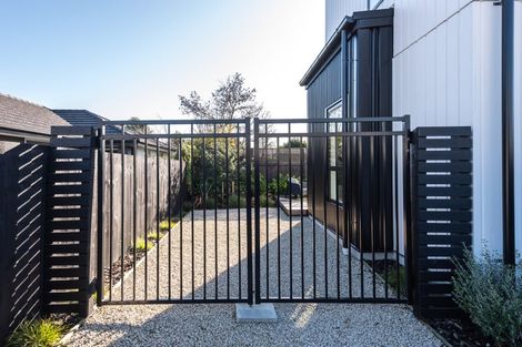 Photo of property in 2/211 Springfield Road, St Albans, Christchurch, 8014