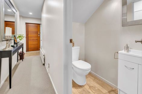 Photo of property in 117b Kawaha Point Road, Kawaha Point, Rotorua, 3010