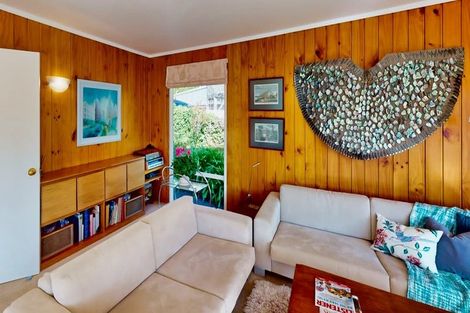 Photo of property in 37 Tyndall Street, Waiwhetu, Lower Hutt, 5010
