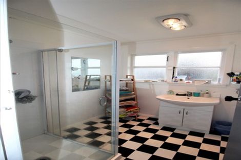 Photo of property in 27 Burgoyne Street, Woodville, 4920