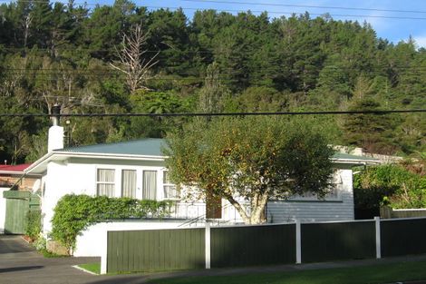 Photo of property in 485 Stokes Valley Road, Stokes Valley, Lower Hutt, 5019