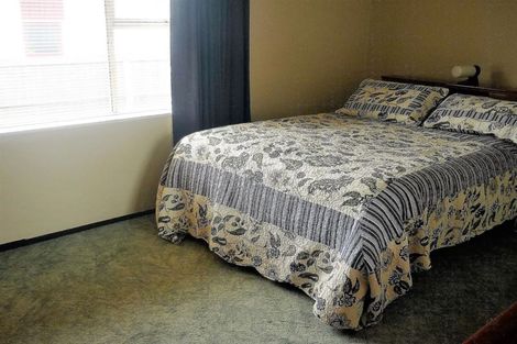 Photo of property in 2/90 Lincoln Road, Hillmorton, Christchurch, 8024
