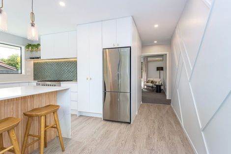 Photo of property in 1/48 Jeffreys Road, Fendalton, Christchurch, 8052