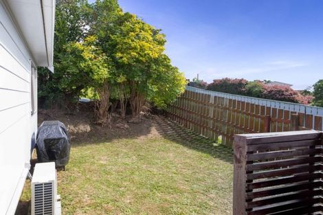 Photo of property in 20a Levant Street, Cannons Creek, Porirua, 5024