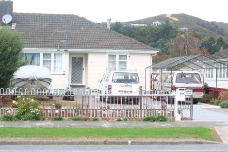 Photo of property in 208 Cambridge Terrace, Naenae, Lower Hutt, 5011