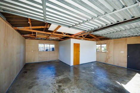 Photo of property in 10 Dahlstrom Grove, Kelvin Grove, Palmerston North, 4414