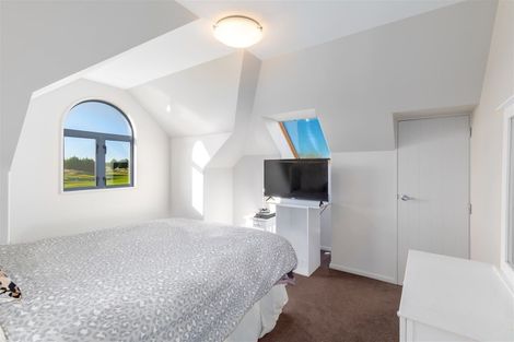 Photo of property in 562a Bower Avenue, Parklands, Christchurch, 8083