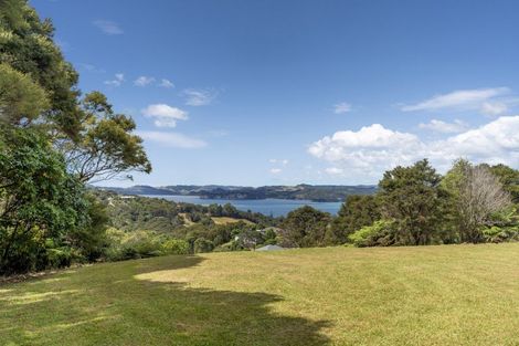 Photo of property in 47 Tarapatiki Drive, Whitianga, 3510