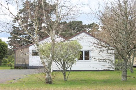 Photo of property in 132 Kiwi Road, Whangamata, 3620