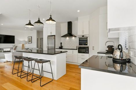 Photo of property in 312 Birdwood Road, Massey, Auckland, 0614