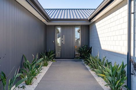 Photo of property in 47 Colpoma Close, Papamoa Beach, Papamoa, 3118