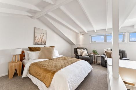 Photo of property in 871 Whangaparaoa Road, Manly, Whangaparaoa, 0930