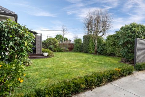 Photo of property in 220 Knowles Street, St Albans, Christchurch, 8052