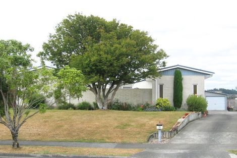 Photo of property in 16 Brightwater Crescent, Totara Park, Upper Hutt, 5018