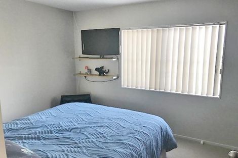 Photo of property in 39 Riverglade Parkway, Te Atatu South, Auckland, 0610