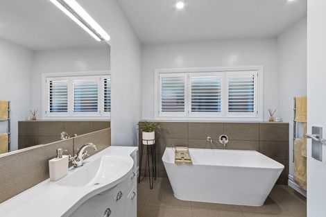 Photo of property in 45 Bryndwr Road, Fendalton, Christchurch, 8052
