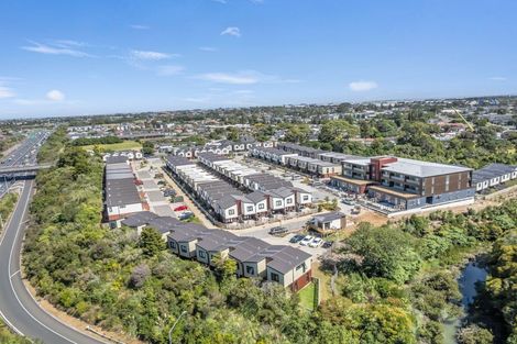 Photo of property in 68 Te Puketoka Lane, Mangere, Auckland, 2022
